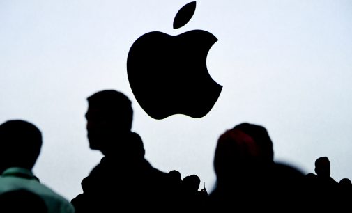 Apple capitalization falls below one trillion American dollars